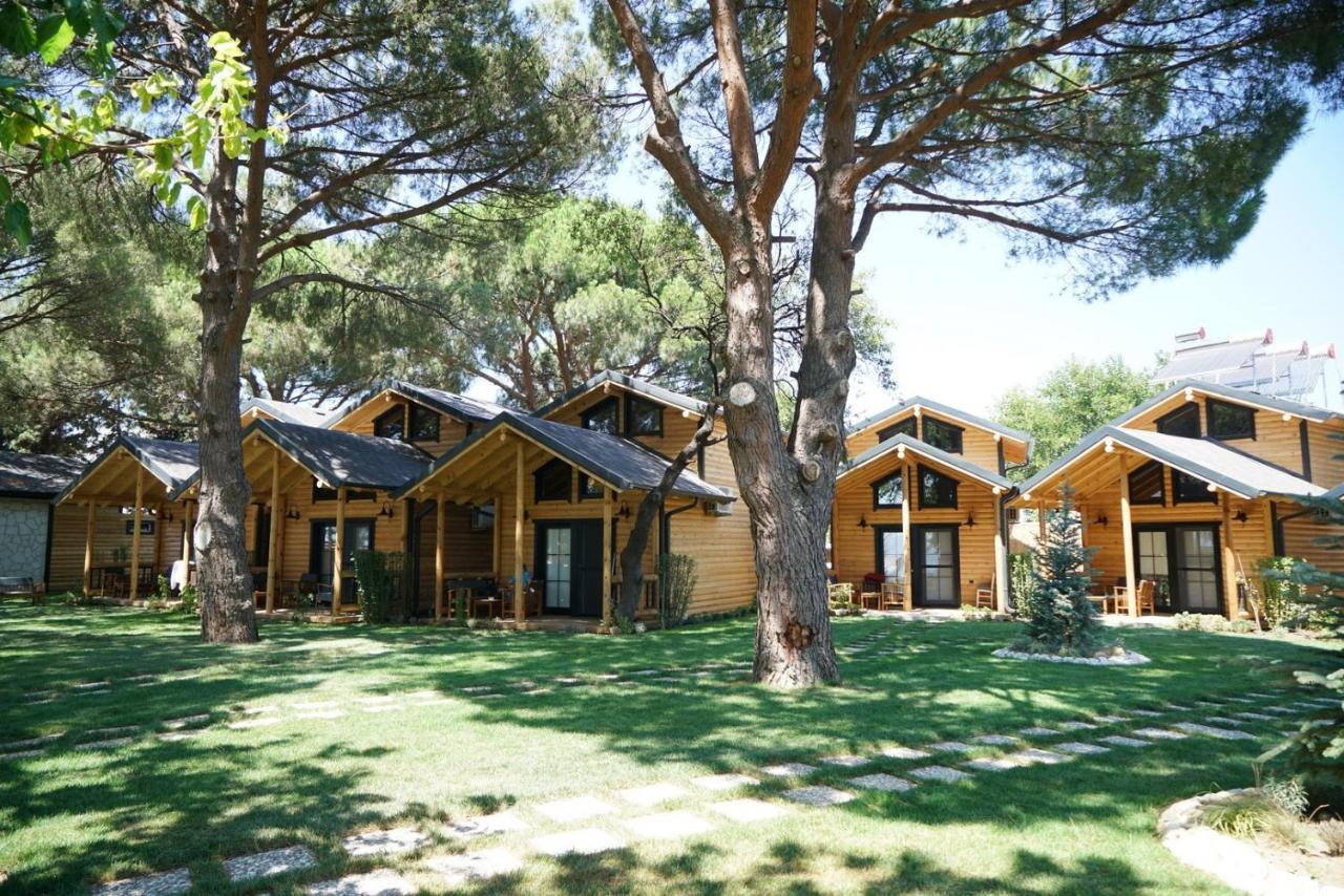 Pino Mar Luxury Bungalows Erdek Exteriör bild