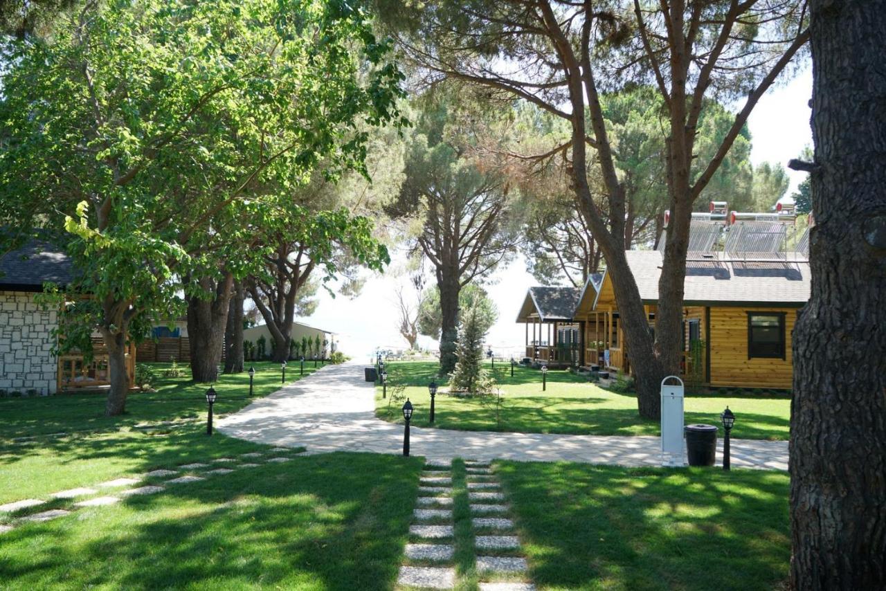 Pino Mar Luxury Bungalows Erdek Exteriör bild