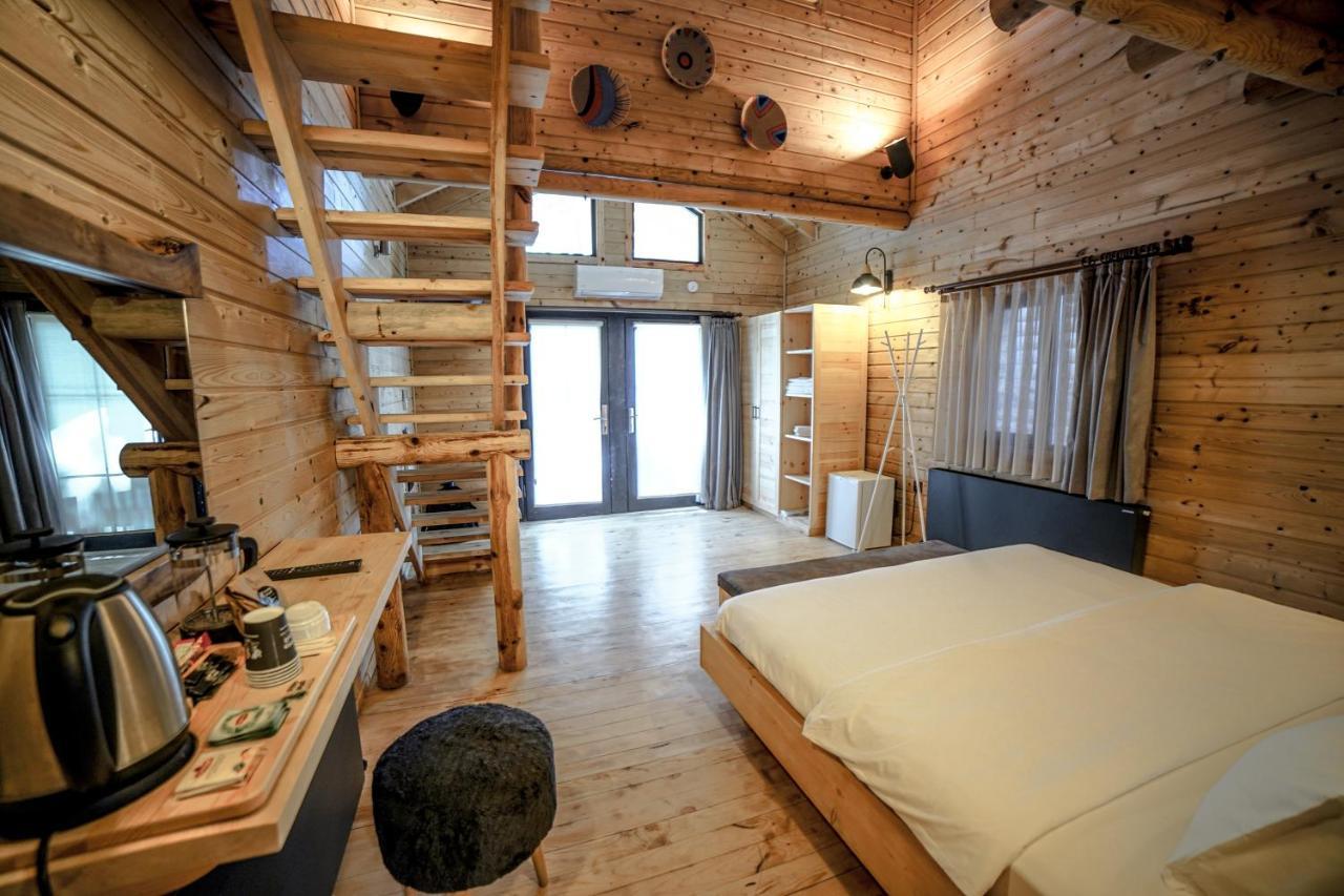 Pino Mar Luxury Bungalows Erdek Exteriör bild