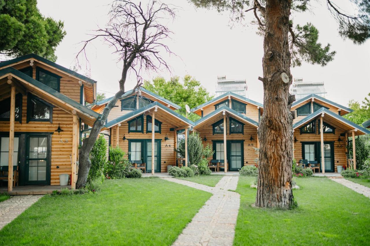 Pino Mar Luxury Bungalows Erdek Exteriör bild